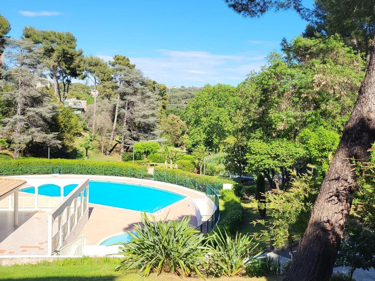 Domaine Des Palmiers Parking Privé * Cannes